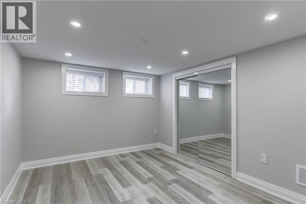 22 North Heights Road Unit# Lower, Toronto, Ontario  M9B 2T1 - Photo 9 - 40821676