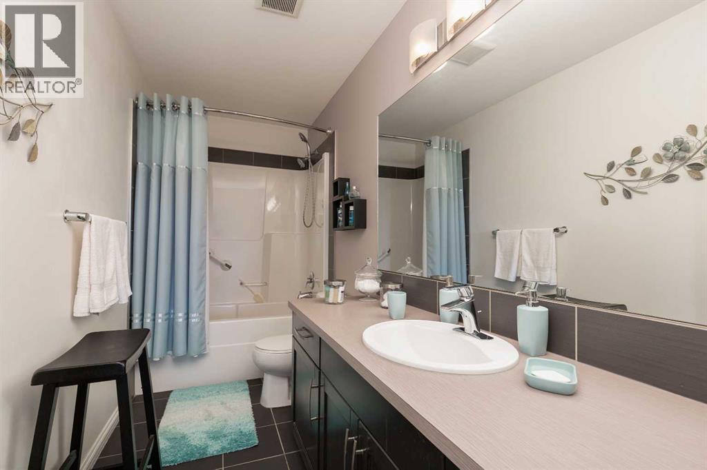 753 Twinriver Loop W, Lethbridge, Alberta  T1J 5E1 - Photo 17 - A2279194