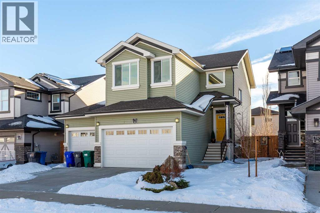 753 Twinriver Loop W, Lethbridge, Alberta  T1J 5E1 - Photo 2 - A2279194