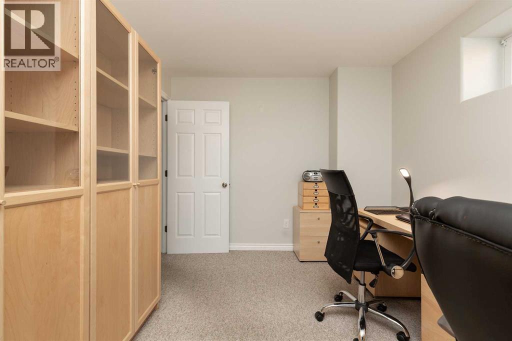 753 Twinriver Loop W, Lethbridge, Alberta  T1J 5E1 - Photo 28 - A2279194