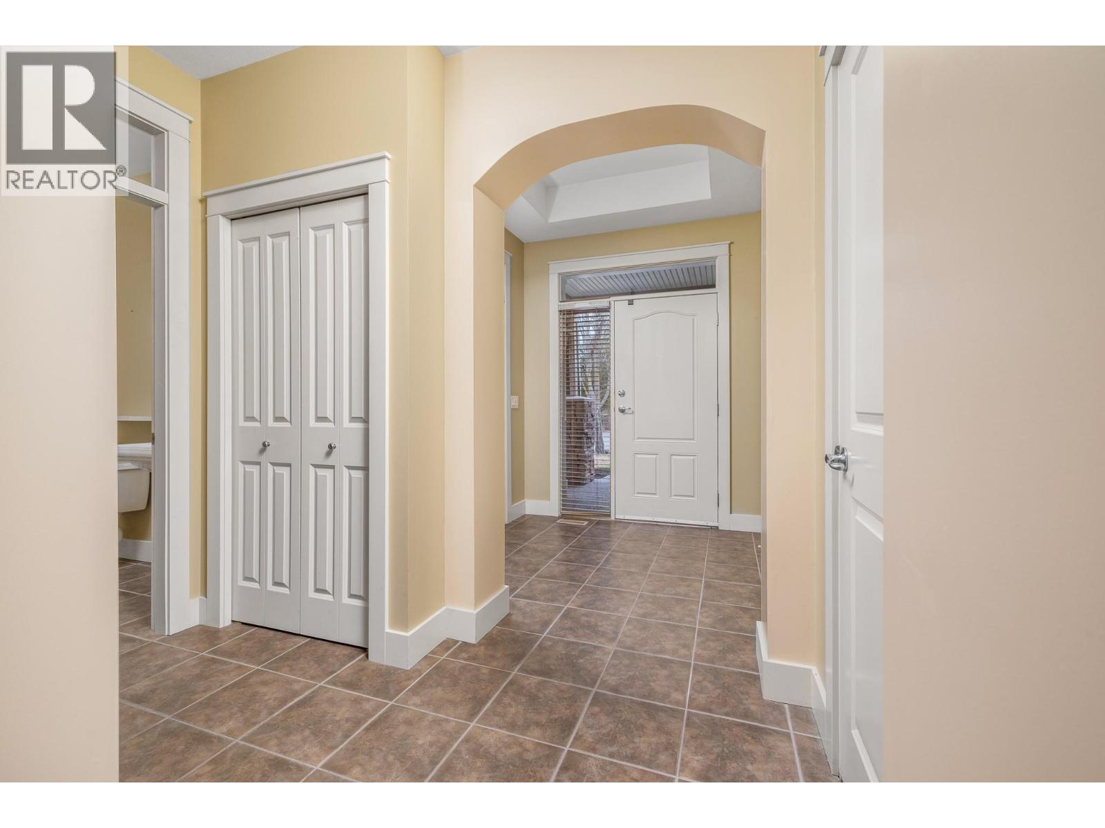 153 Mashie Crescent, Vernon, British Columbia  V1H 1V8 - Photo 3 - 10373481