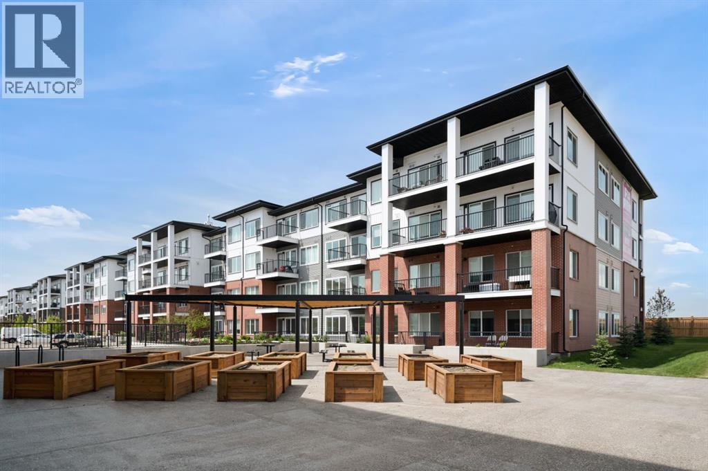 4313, 6 Merganser Drive W, Chestermere, Alberta  T1X 2Y2 - Photo 2 - A2283144