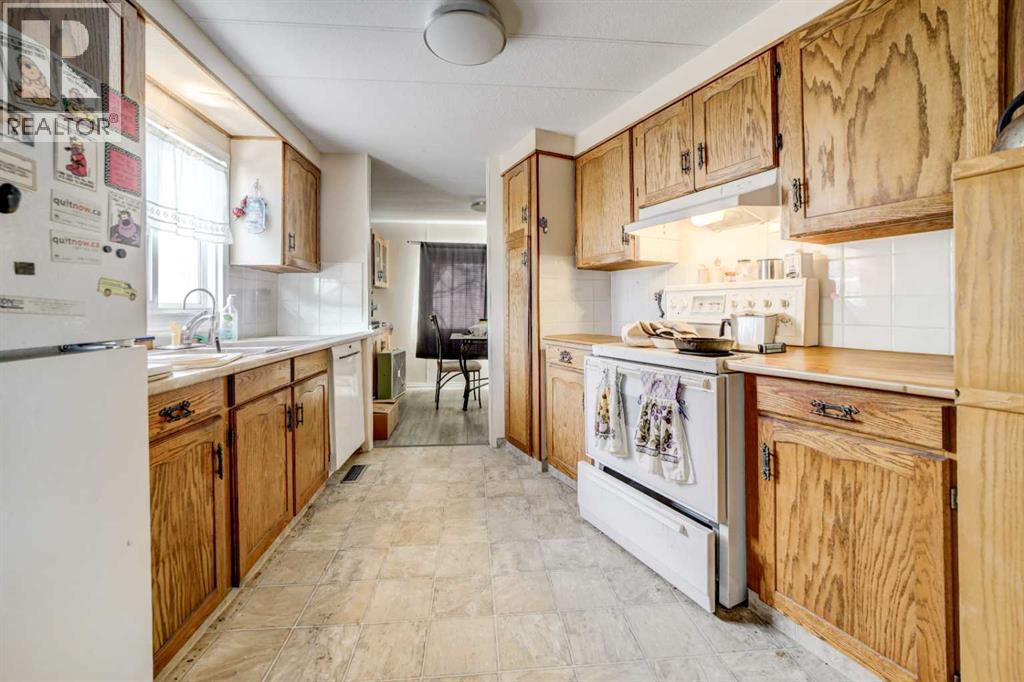 1410 43 Street S, Lethbridge, Alberta  T1K 3S5 - Photo 13 - A2282141