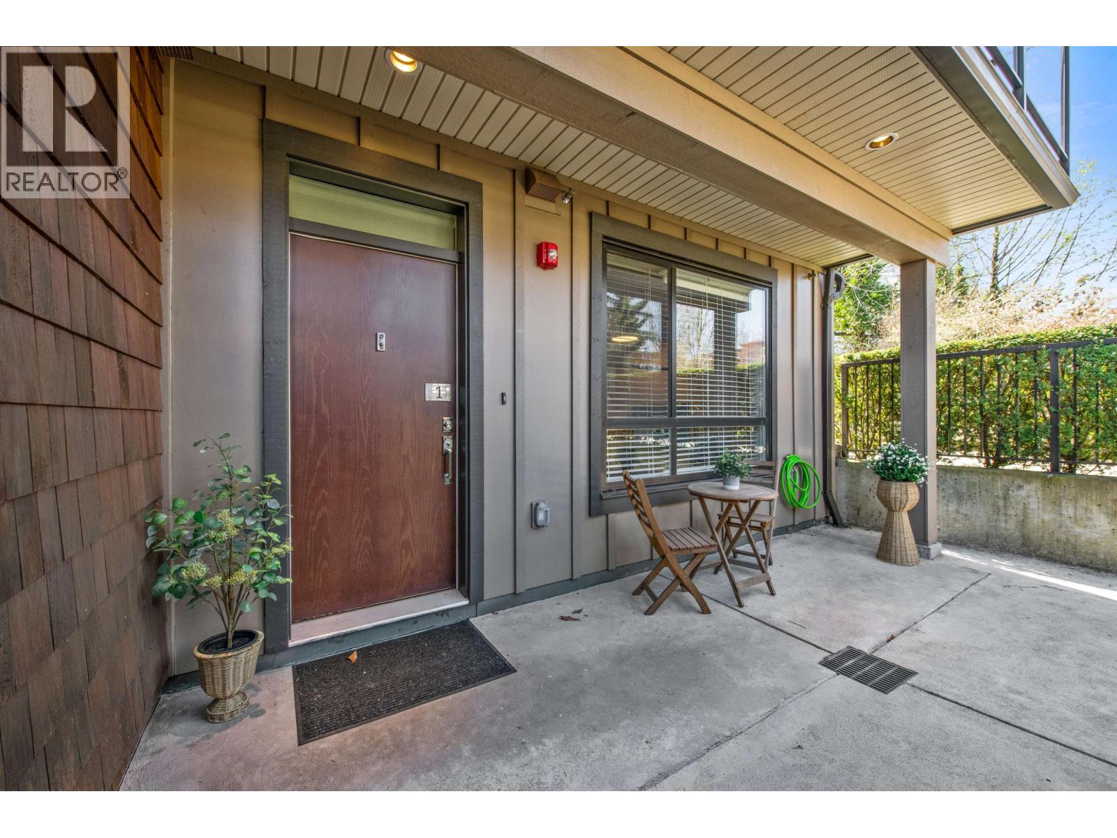 1 3728 Thurston Street, Burnaby, British Columbia  V5H 0E6 - Photo 3 - R3112799