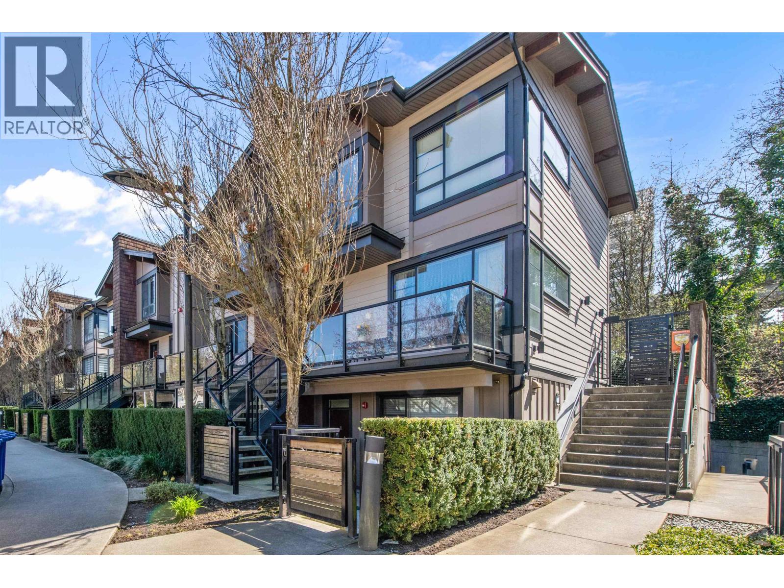 1 3728 THURSTON STREET, Burnaby