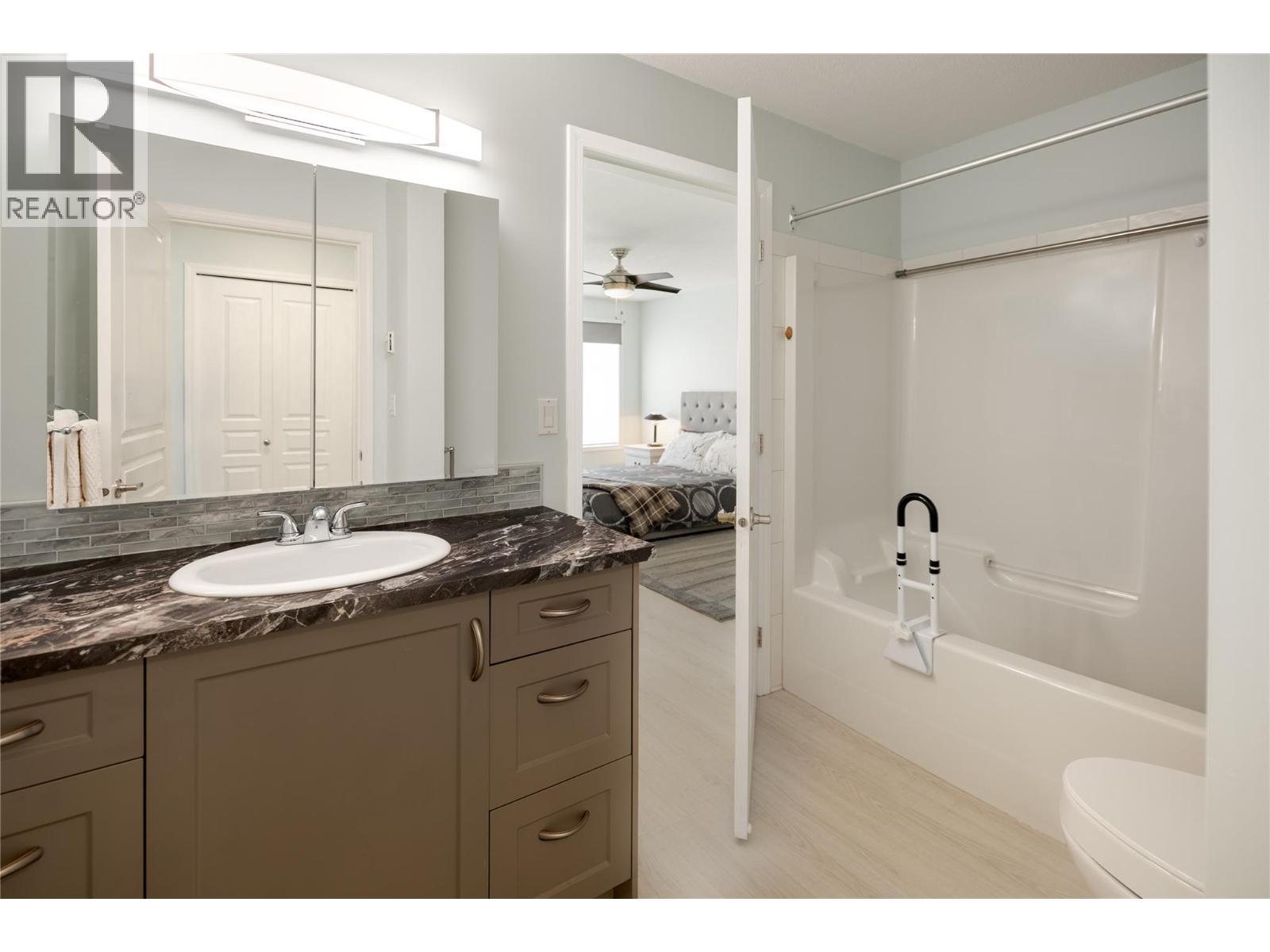 3870 Brown Road Unit# 215, West Kelowna, British Columbia  V0H 1X4 - Photo 14 - 10383752