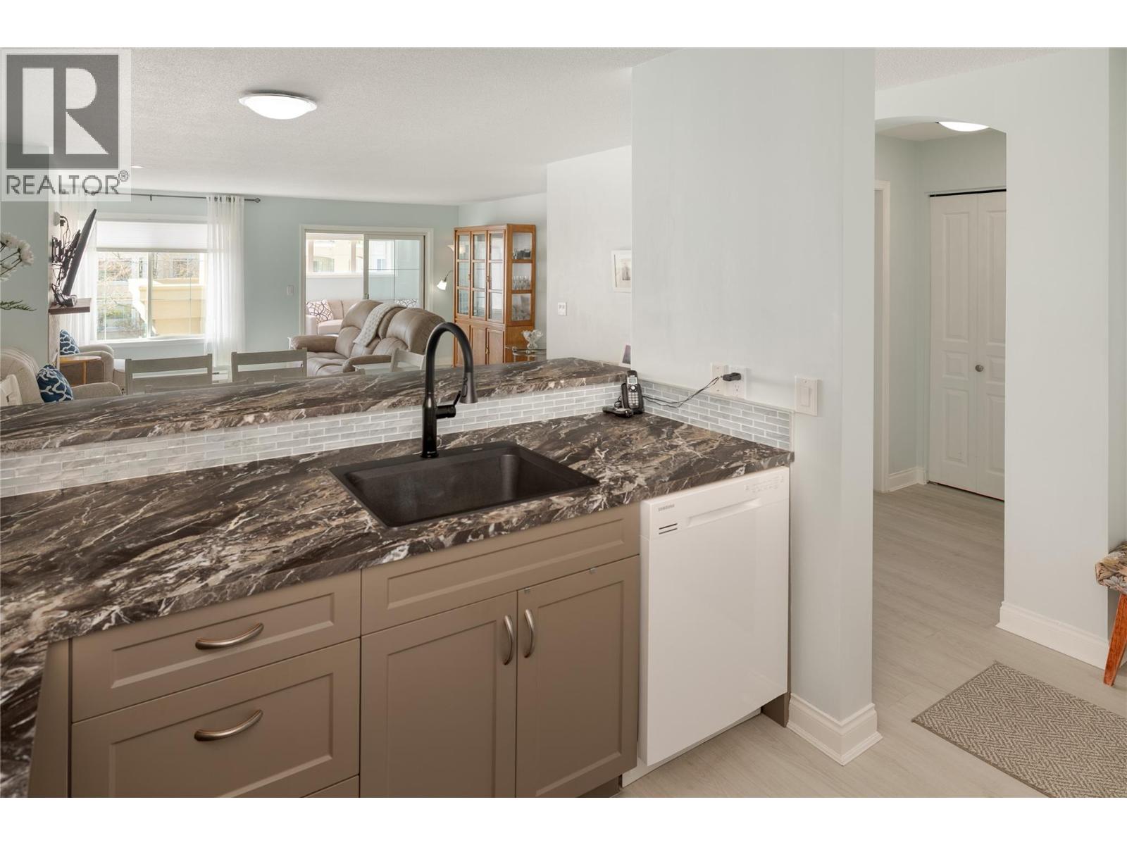 3870 Brown Road Unit# 215, West Kelowna, British Columbia  V0H 1X4 - Photo 4 - 10383752