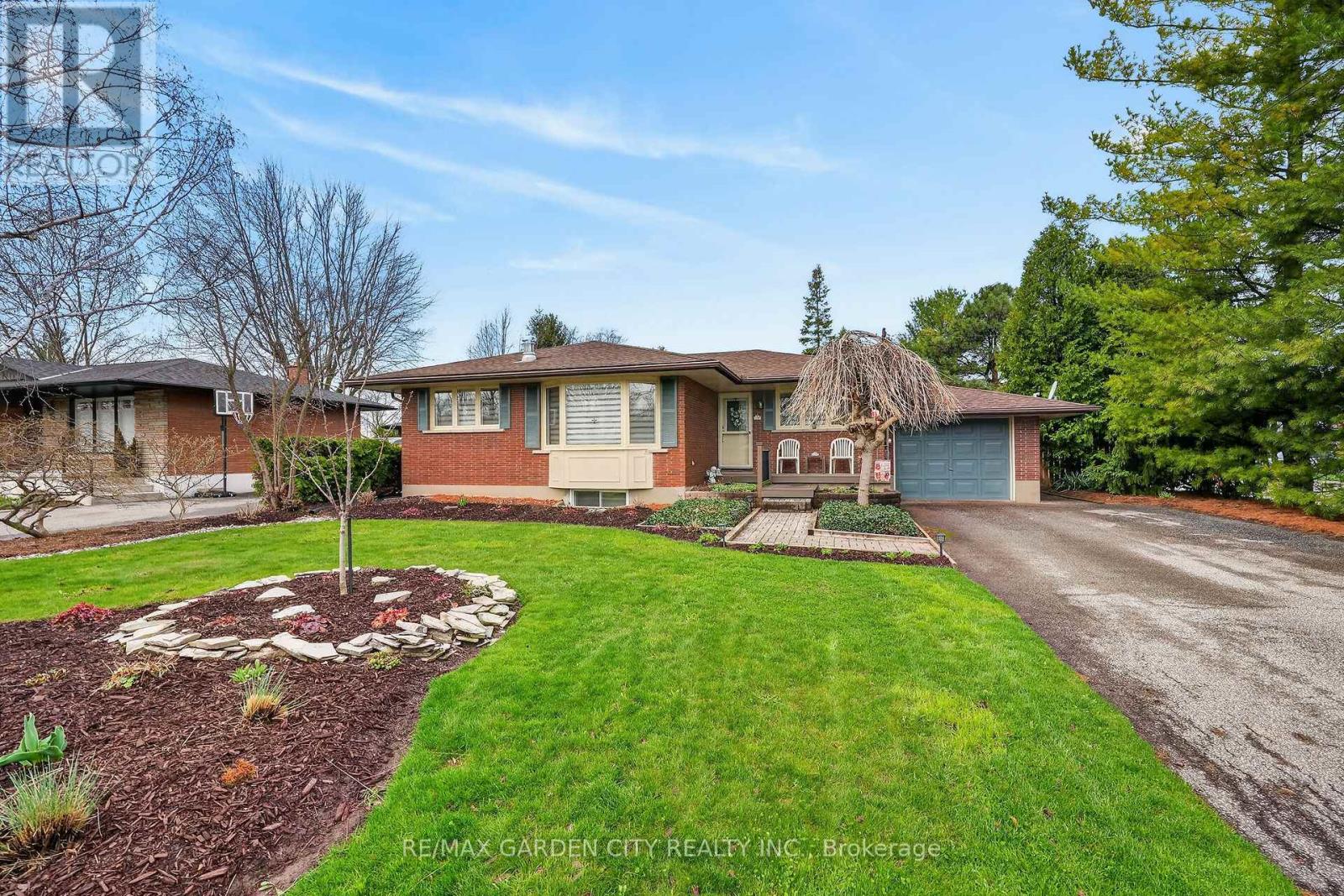 17 Henry Street, Niagara-On-The-Lake, Ontario  L0S 1T0 - Photo 3 - X13014946