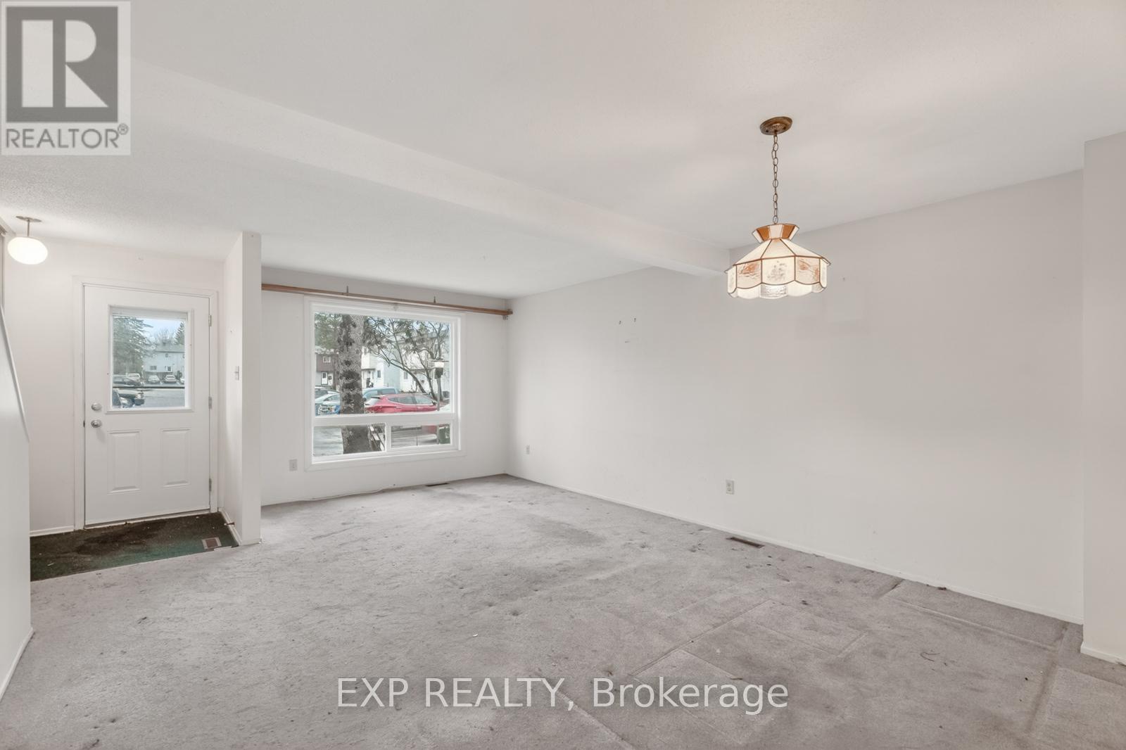 235 Teal Crescent, Ottawa, Ontario  K1E 2C3 - Photo 8 - X13013250