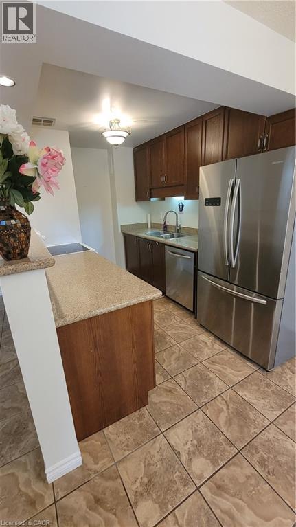 793 Colborne Street Unit# 114, Brantford, Ontario  N3S 7J3 - Photo 8 - 40820893