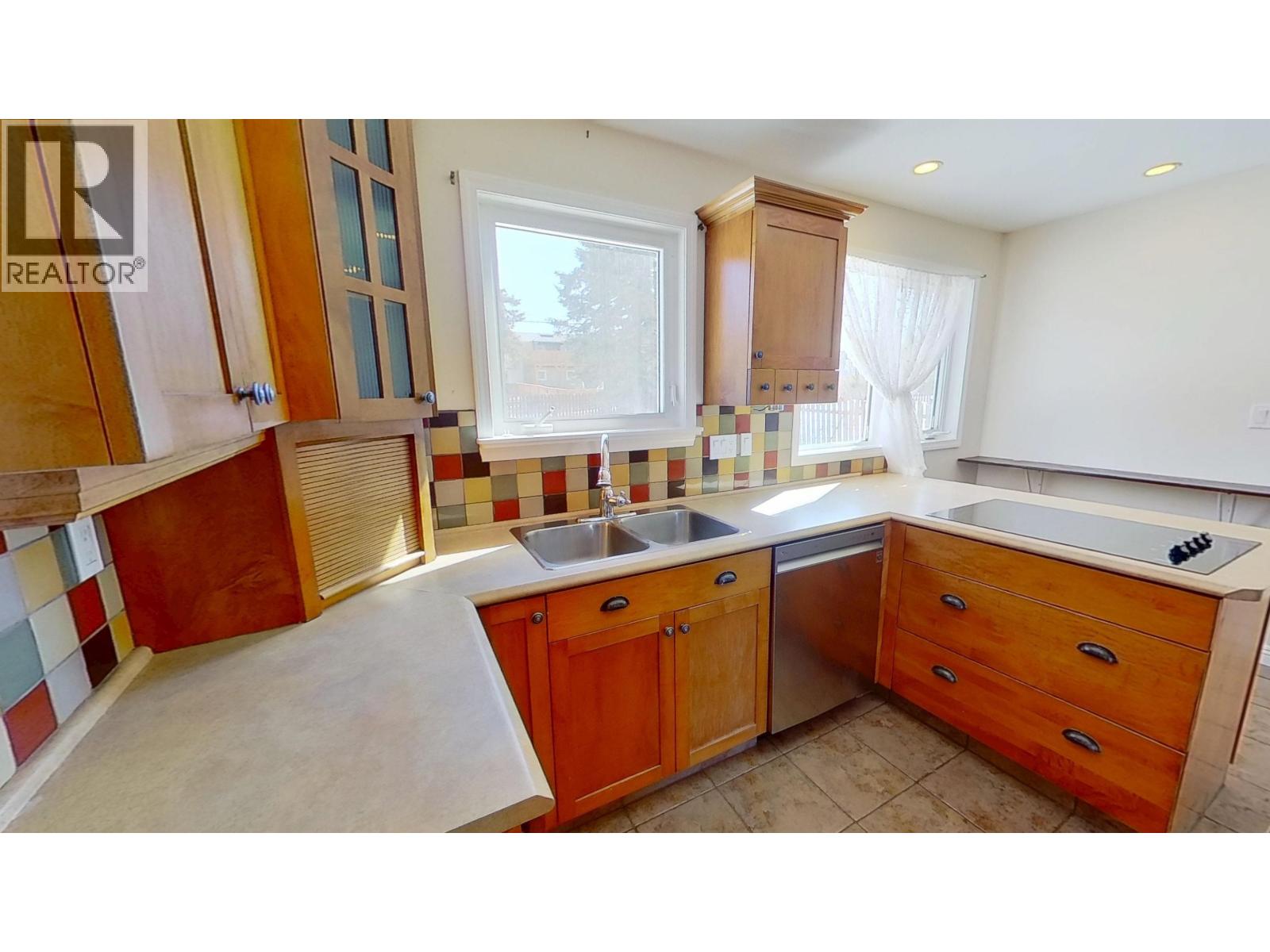 11319 93 Street, Fort St. John, British Columbia  V1J 4W5 - Photo 8 - R3112970