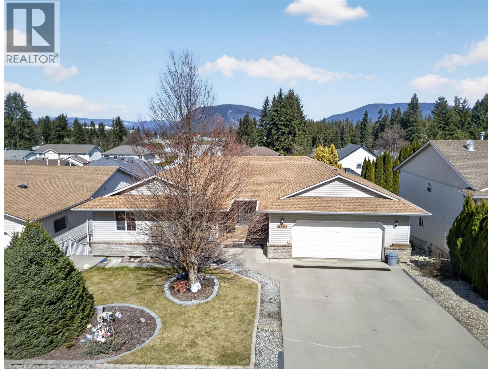 3181 8 Avenue Se, Salmon Arm, British Columbia  V1E 1S1 - Photo 4 - 10383965
