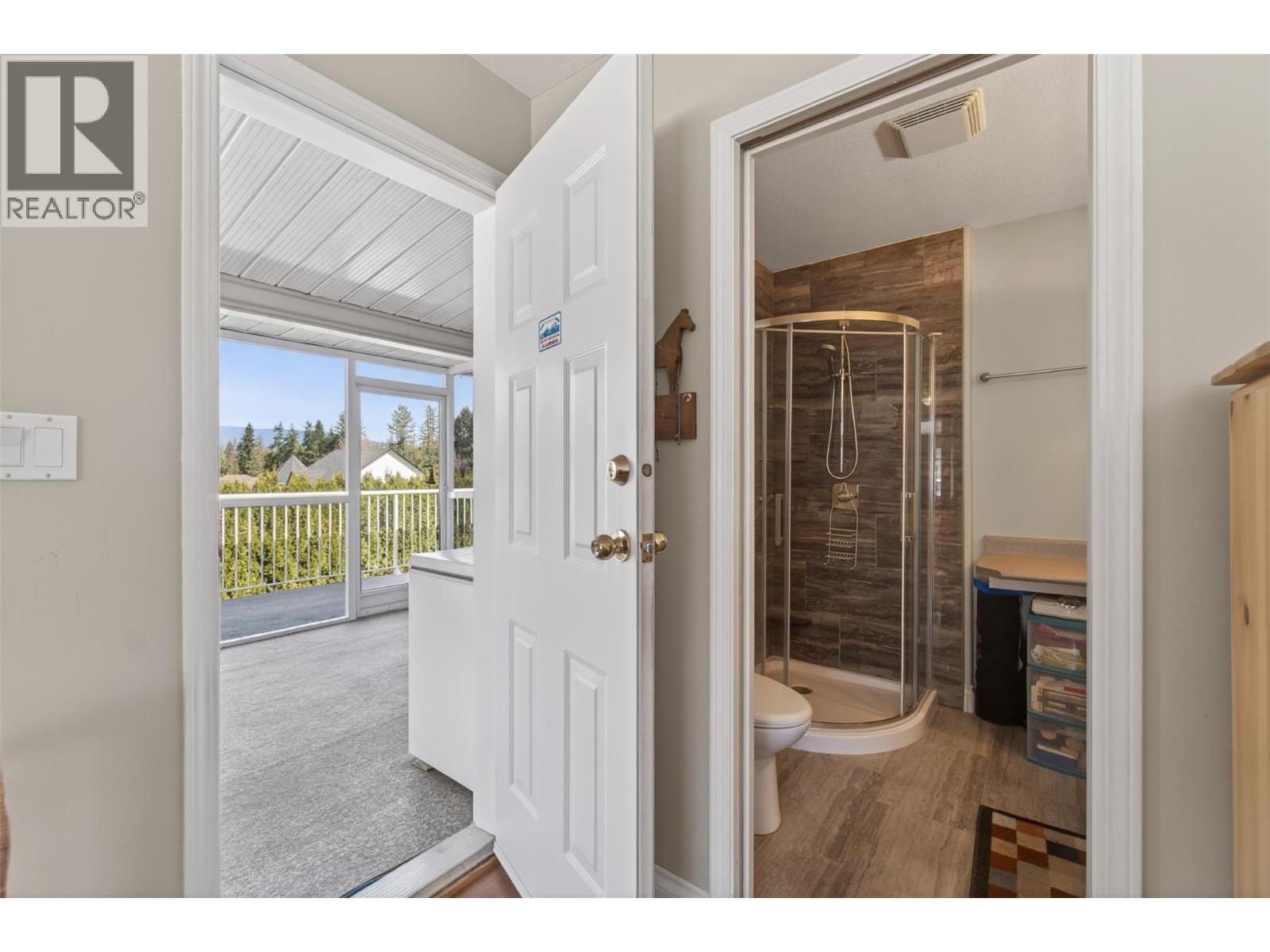 3181 8 Avenue Se, Salmon Arm, British Columbia  V1E 1S1 - Photo 44 - 10383965