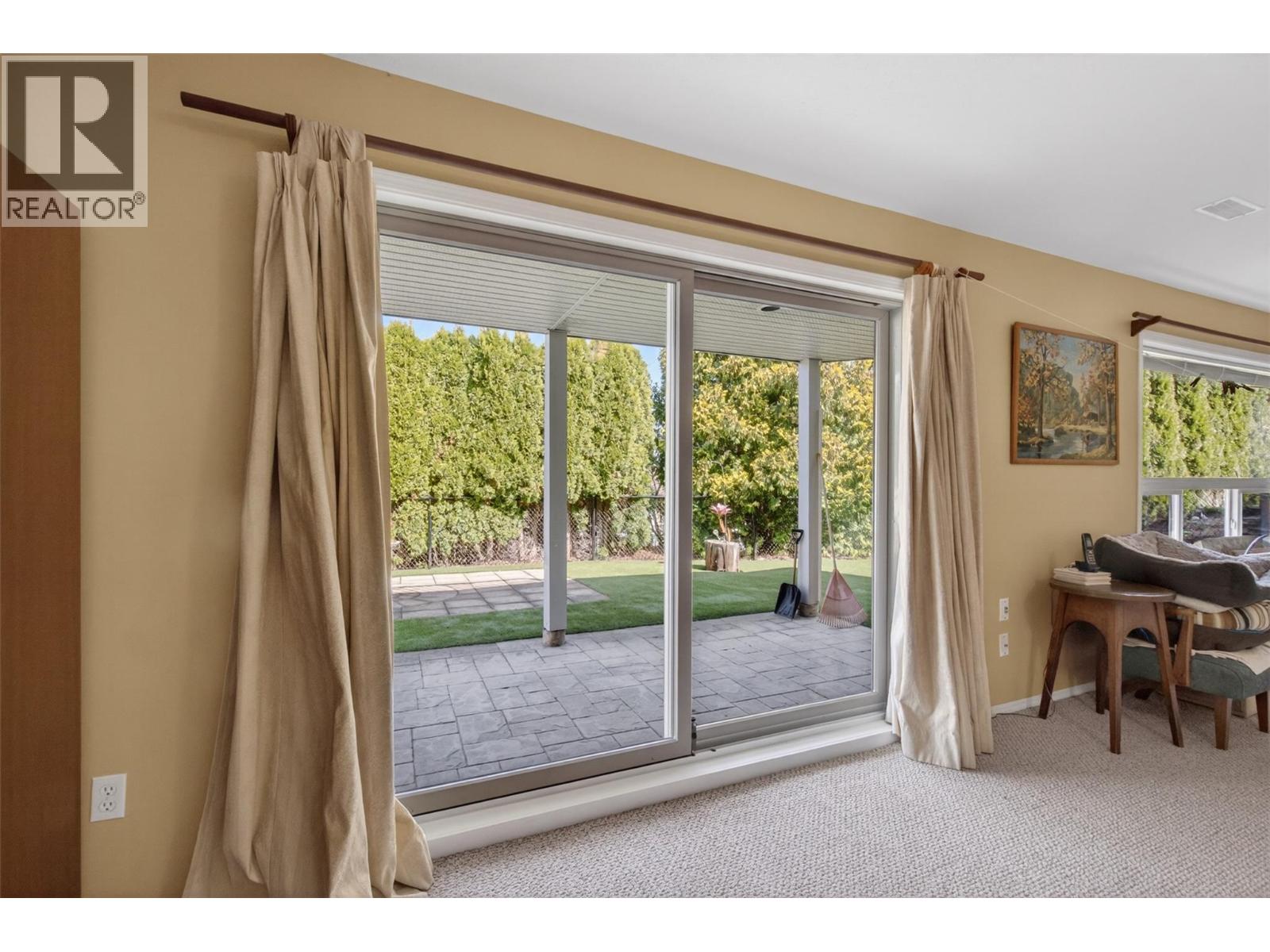 3181 8 Avenue Se, Salmon Arm, British Columbia  V1E 1S1 - Photo 53 - 10383965