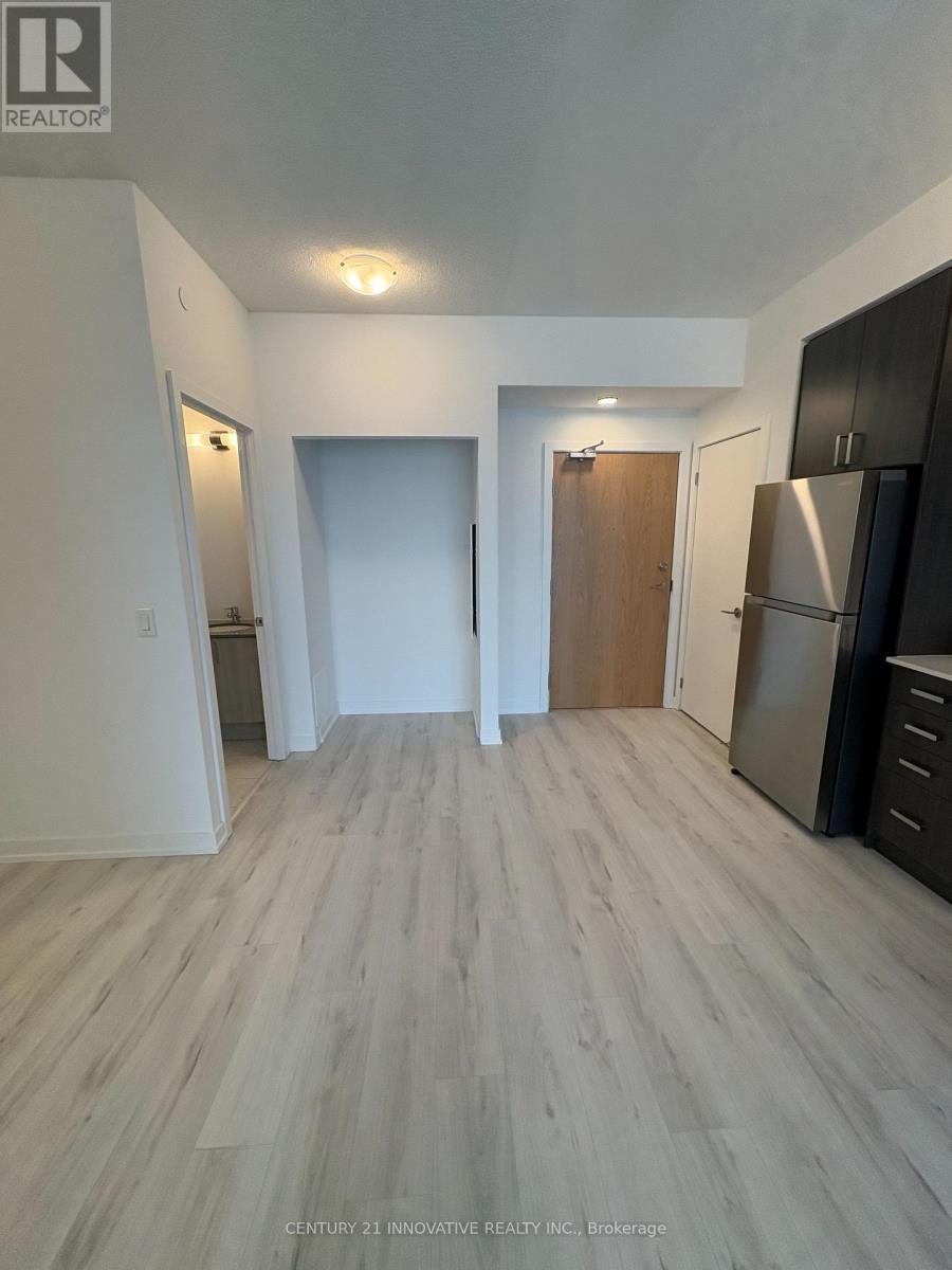 2401 - 1435 Celebration Drive, Pickering, Ontario  L1W 0C4 - Photo 10 - E13014922