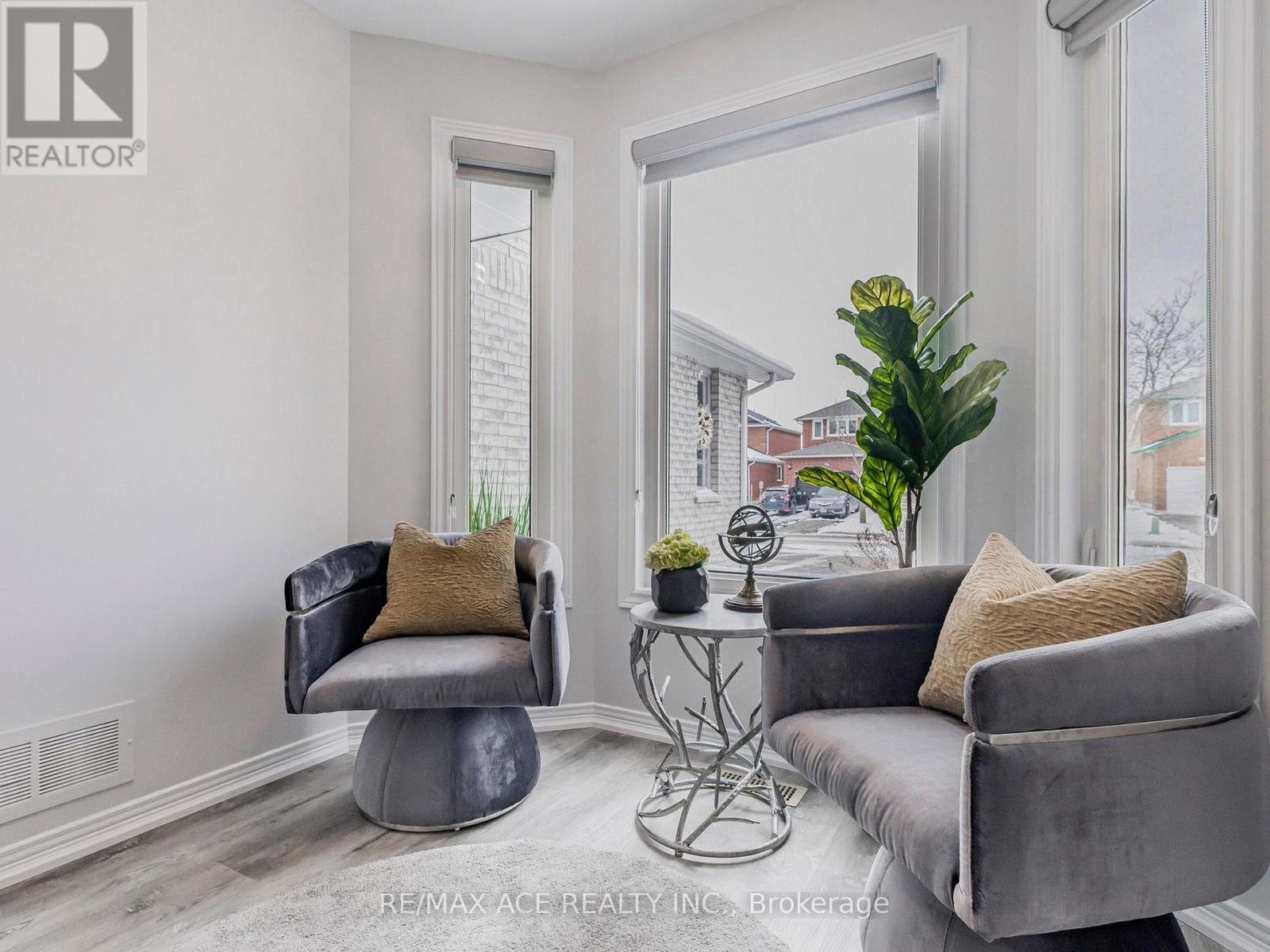 35 Stagemaster Crescent, Clarington, Ontario  L1E 2Y7 - Photo 16 - E13014934