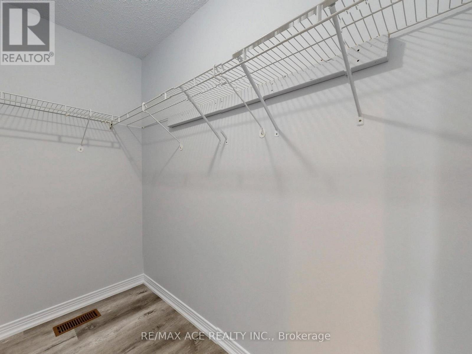 35 Stagemaster Crescent, Clarington, Ontario  L1E 2Y7 - Photo 24 - E13014934