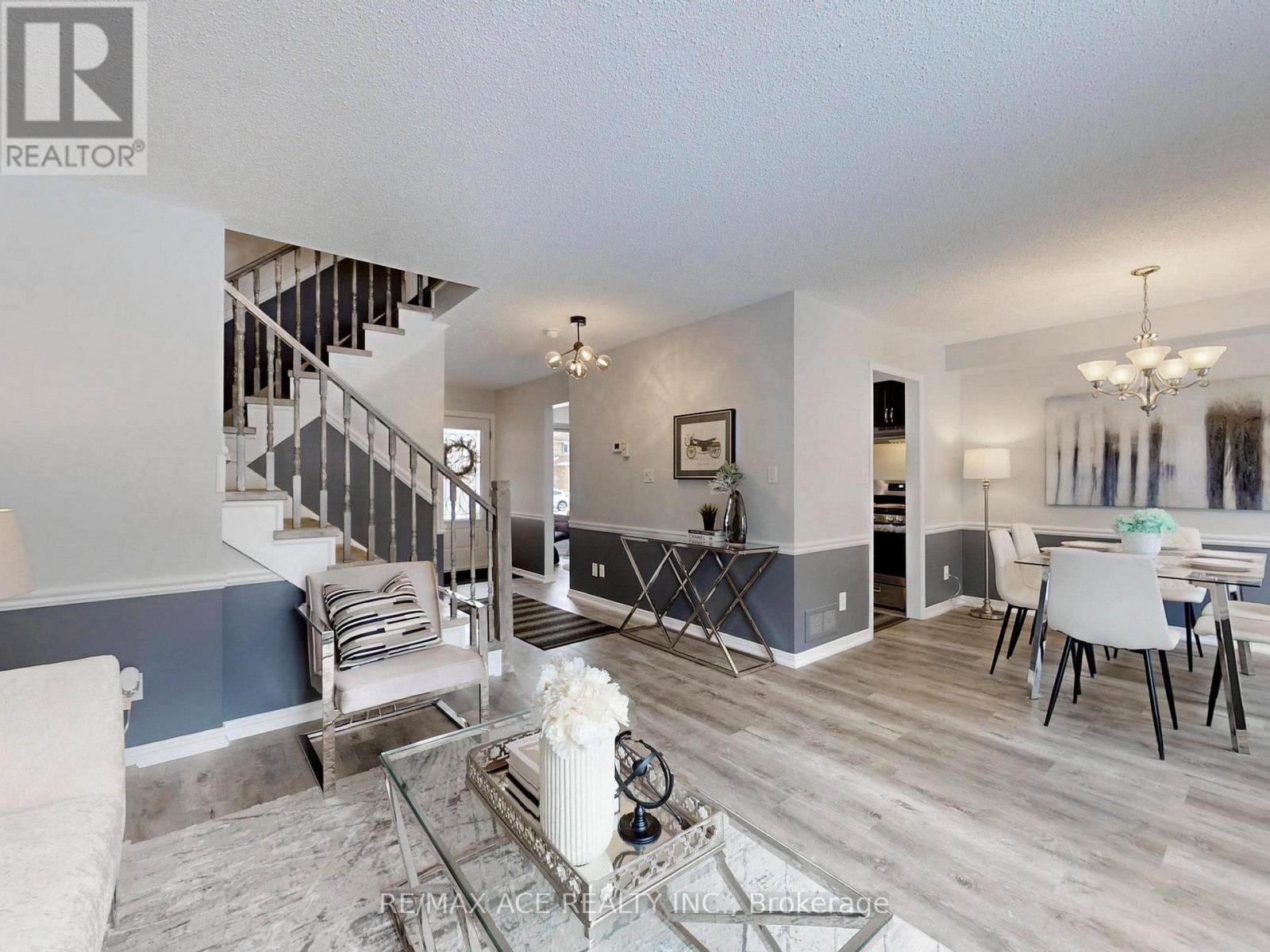 35 Stagemaster Crescent, Clarington, Ontario  L1E 2Y7 - Photo 6 - E13014934