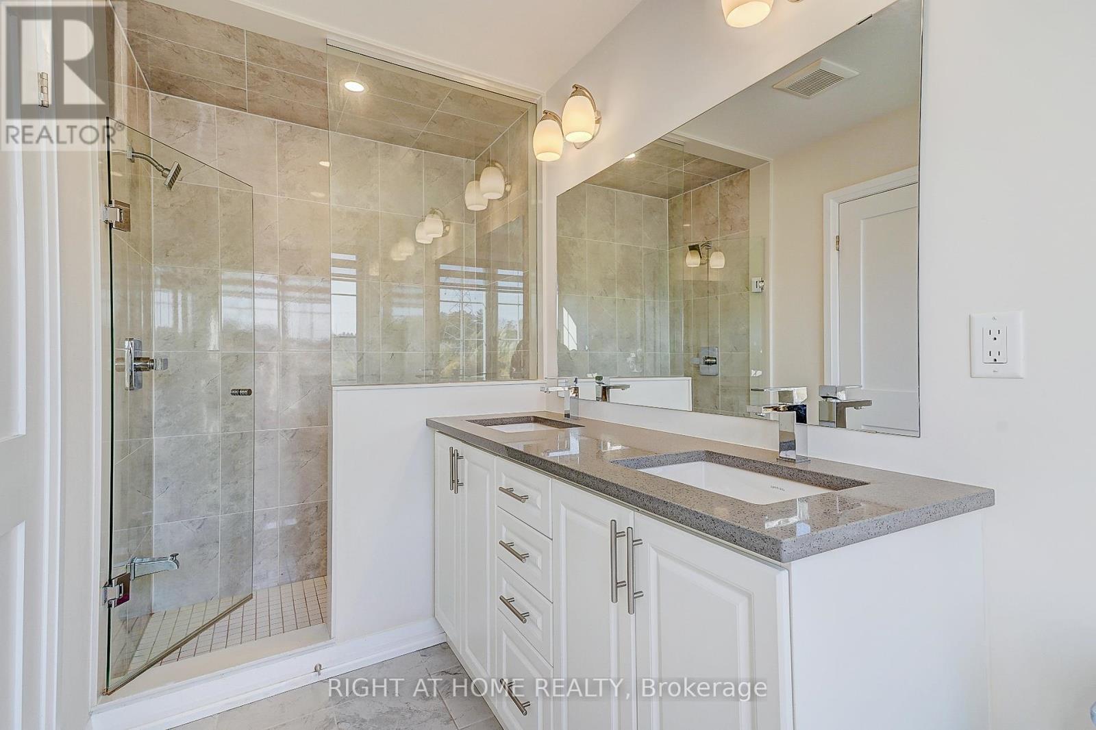 29 Coote Court N, Ajax, Ontario  L1T 0P5 - Photo 27 - E13014992