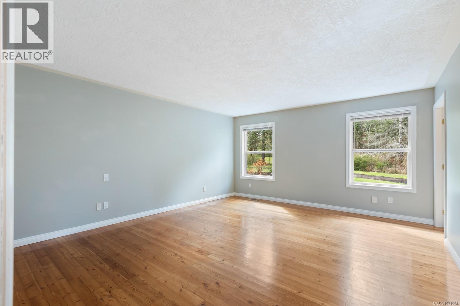 3815 Roy Creek Rd, Royston, British Columbia  V0R 2V0 - Photo 14 - 1031954