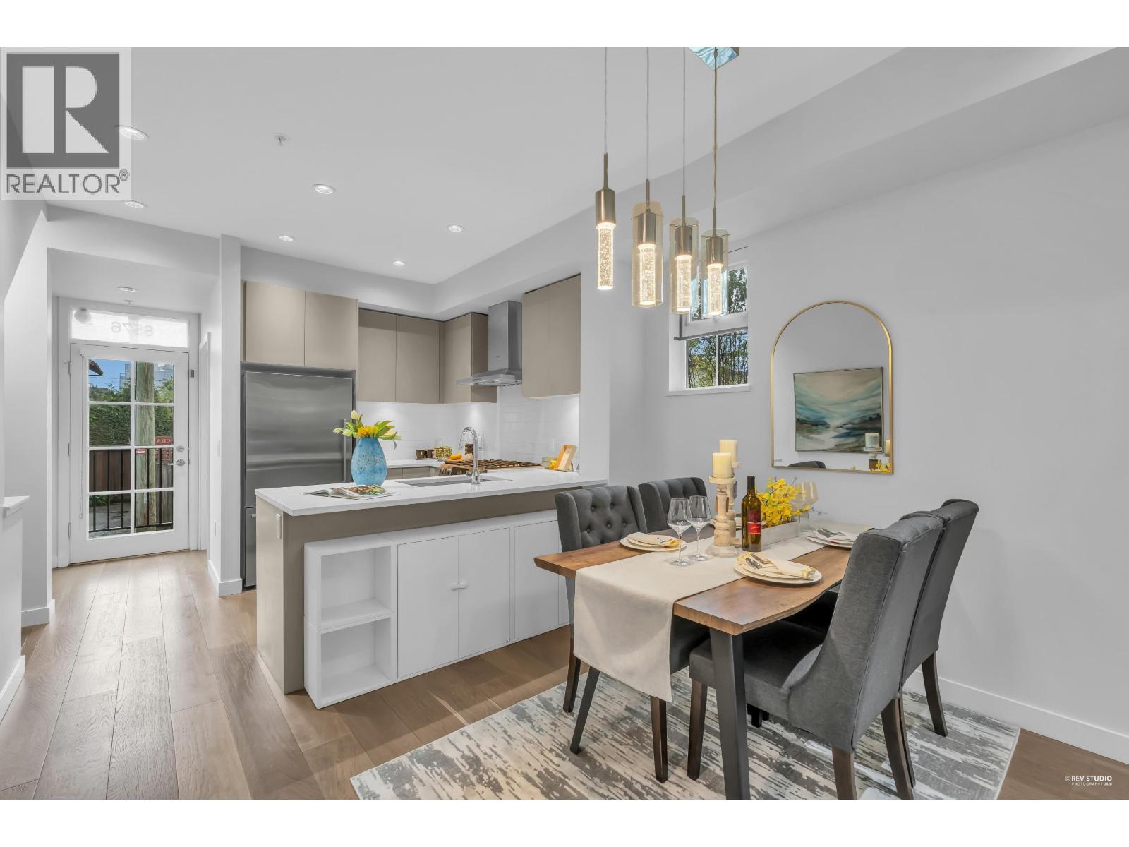 8576 Osler Street, Vancouver, British Columbia  V6P 0G4 - Photo 2 - R3112929