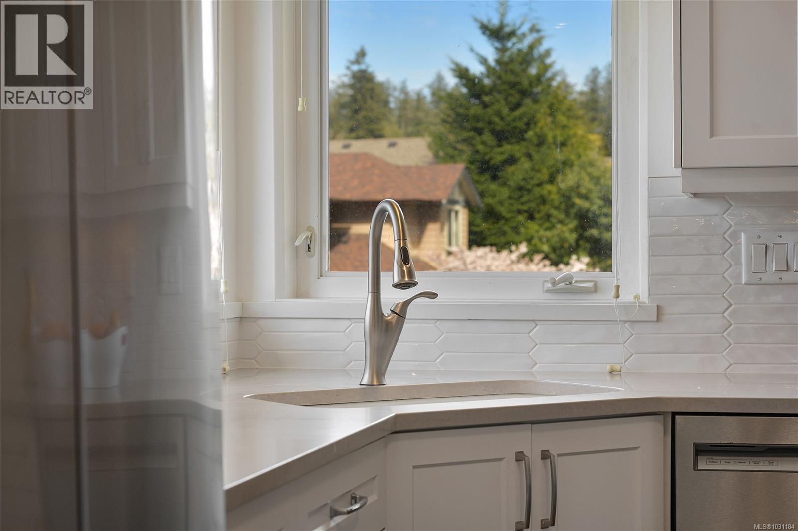 2520 Legacy Ridge, Langford, British Columbia  V9B 0A1 - Photo 8 - 1031184