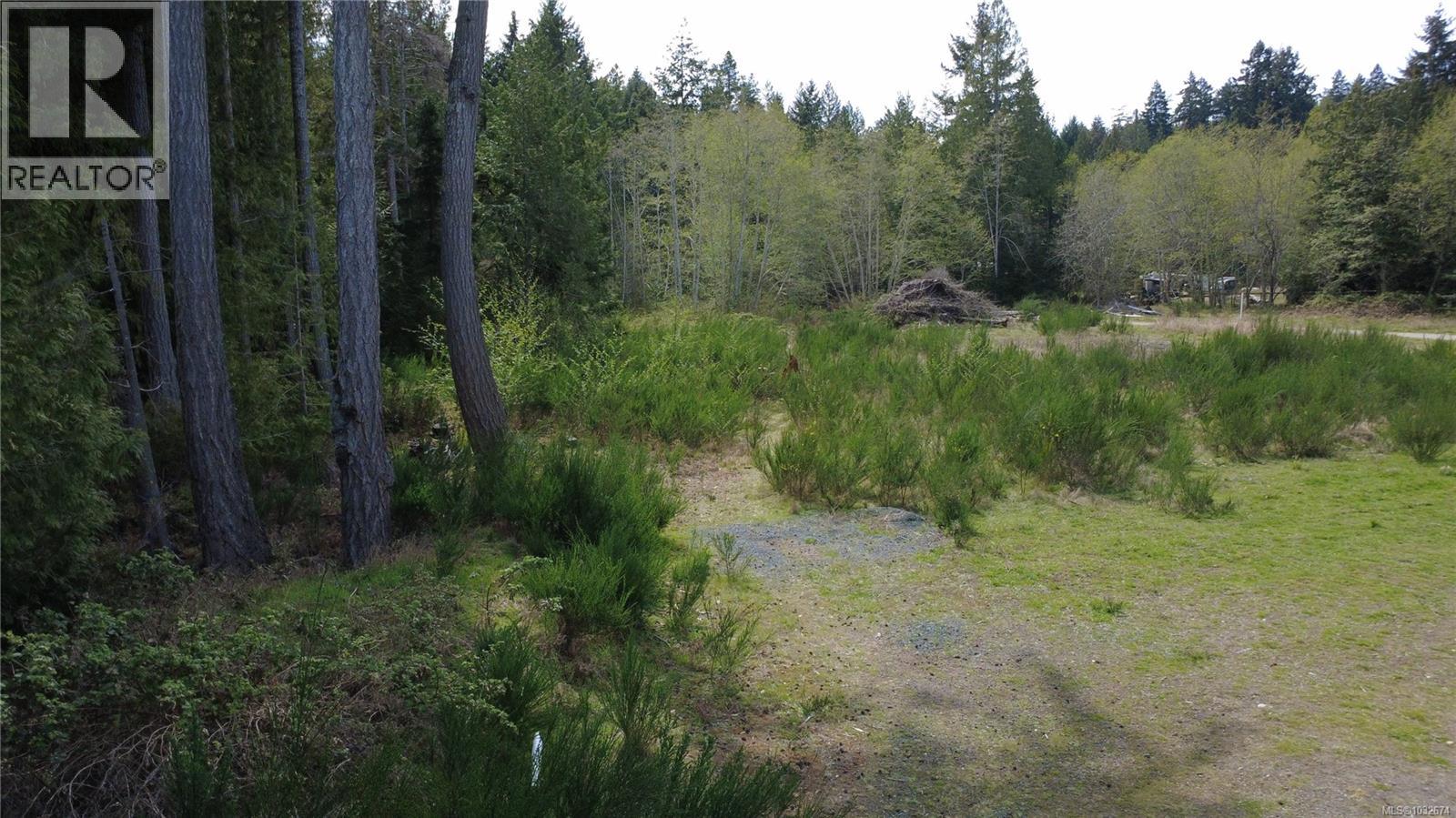 B 6050 Island Hwy, Qualicum Beach, British Columbia  V9K 2E1 - Photo 14 - 1032674