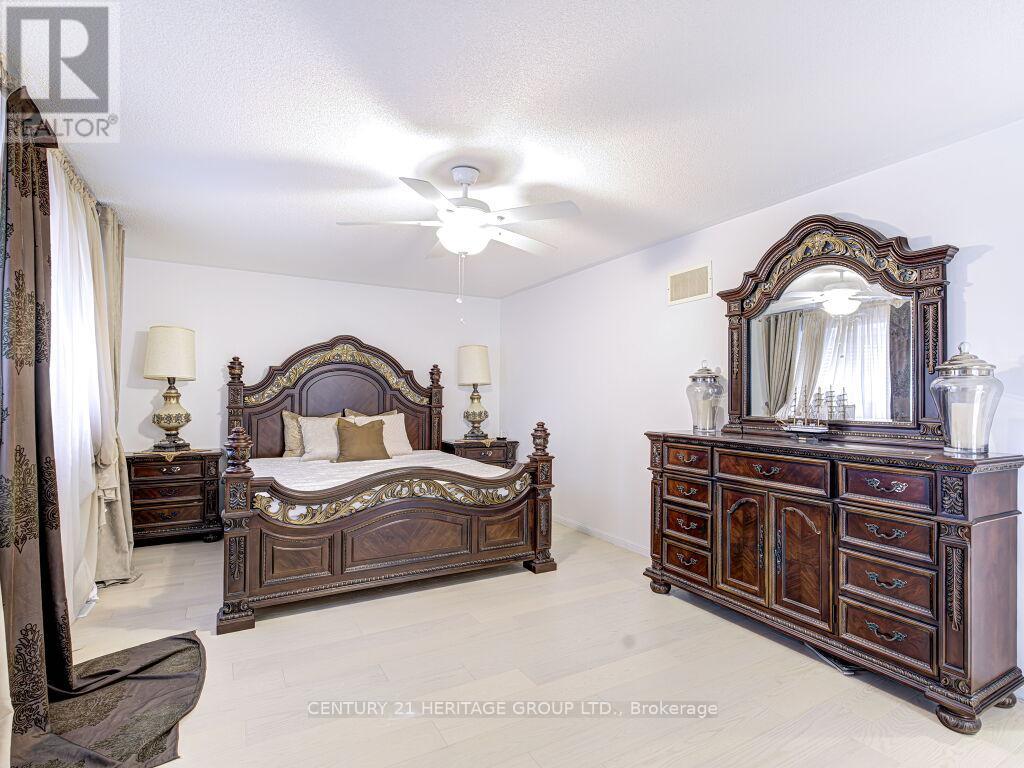 50 Ken Bishop Way, Newmarket, Ontario  L3X 3J6 - Photo 32 - N13014896