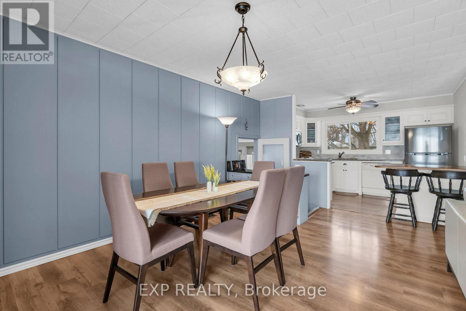 561 Duclos Point Road, Georgina, Ontario  L0E 1N0 - Photo 12 - N13014902