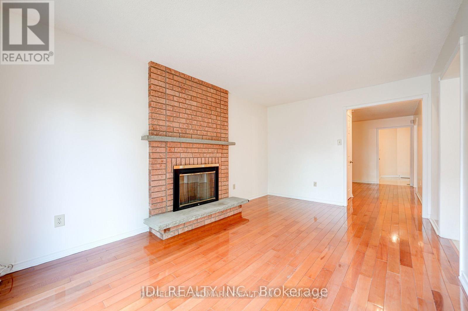 114 Alderbury Drive, Markham, Ontario  L3S 3G4 - Photo 7 - N13014920