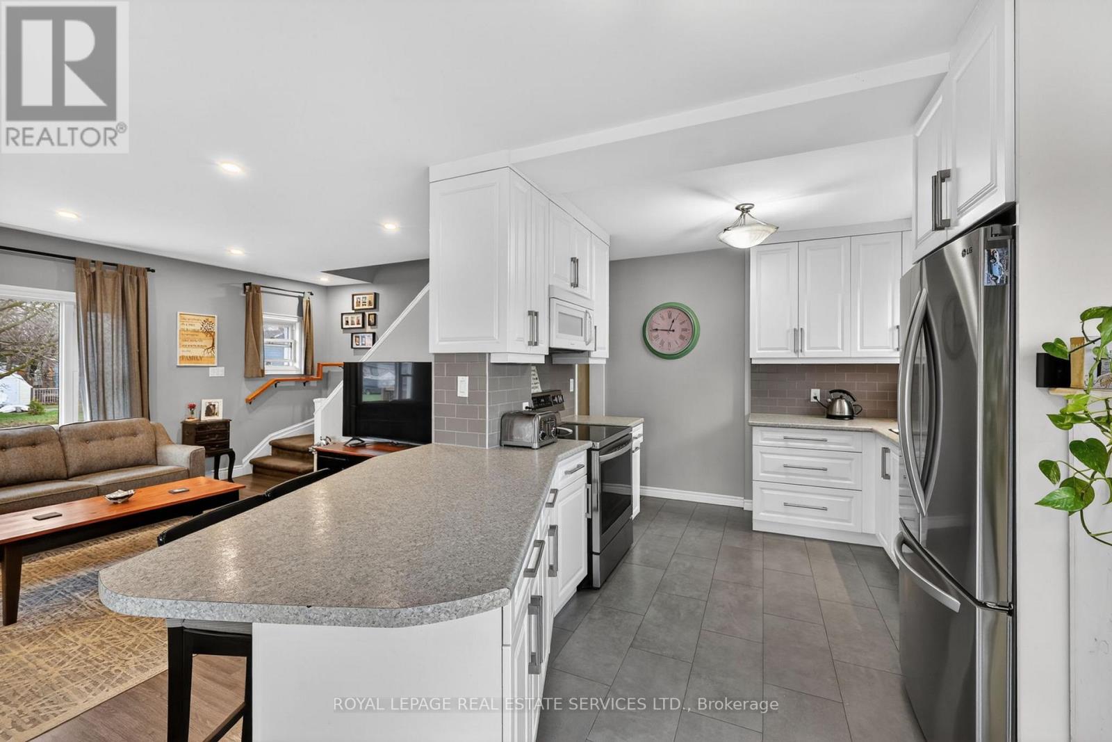 71 Centre Street S, New Tecumseth, Ontario  L9R 1J4 - Photo 13 - N13014944