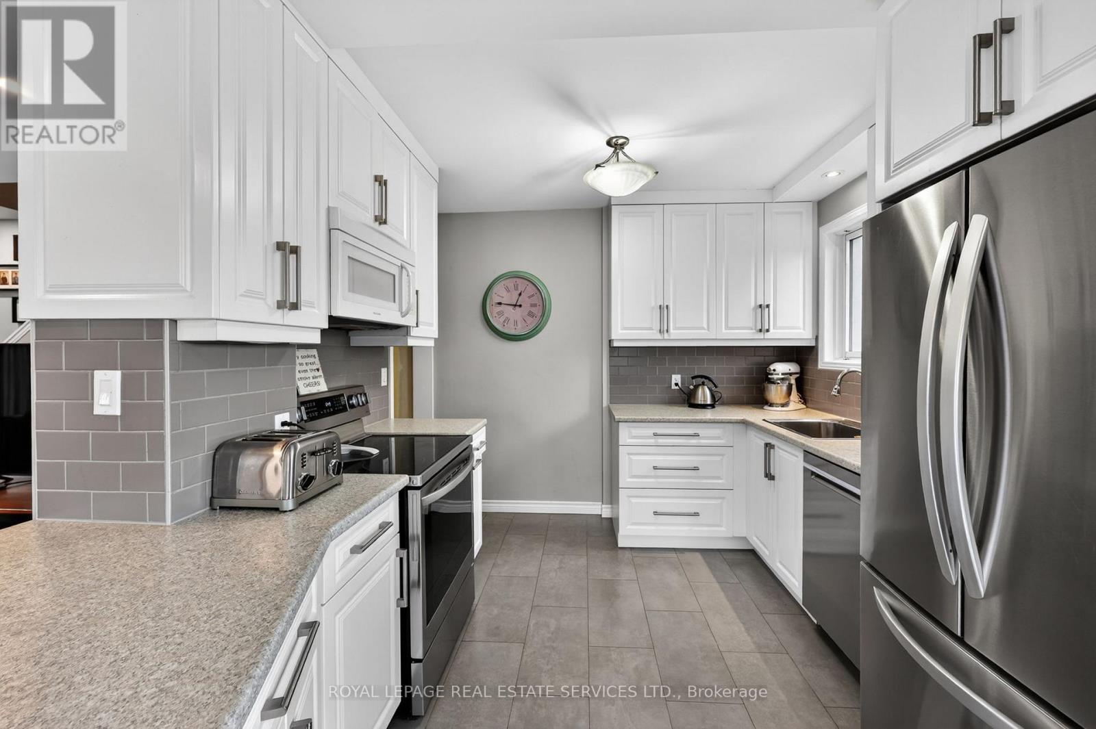 71 Centre Street S, New Tecumseth, Ontario  L9R 1J4 - Photo 15 - N13014944