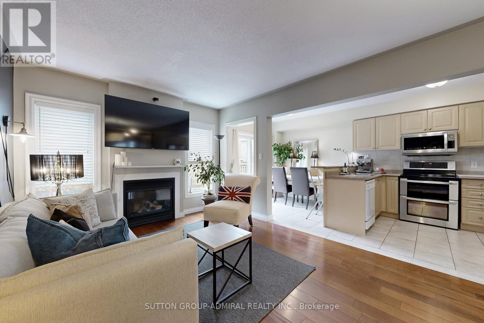 80 Walkview Crescent, Richmond Hill, Ontario  L4E 4H6 - Photo 10 - N13014956