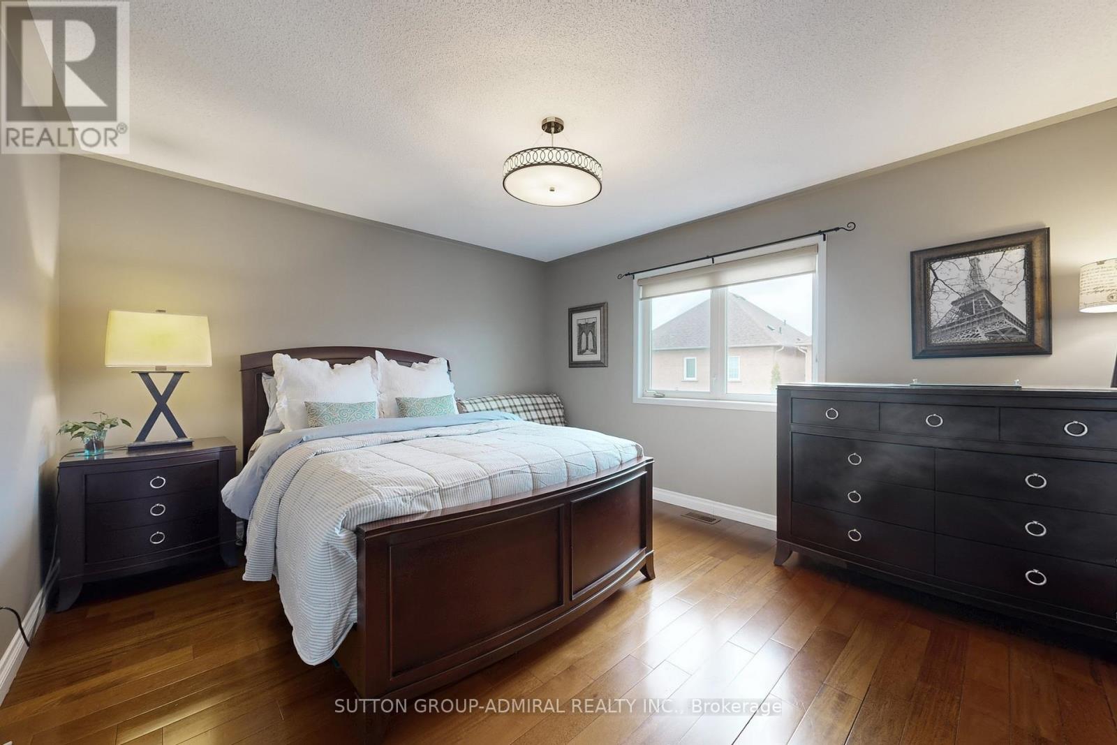 80 Walkview Crescent, Richmond Hill, Ontario  L4E 4H6 - Photo 12 - N13014956