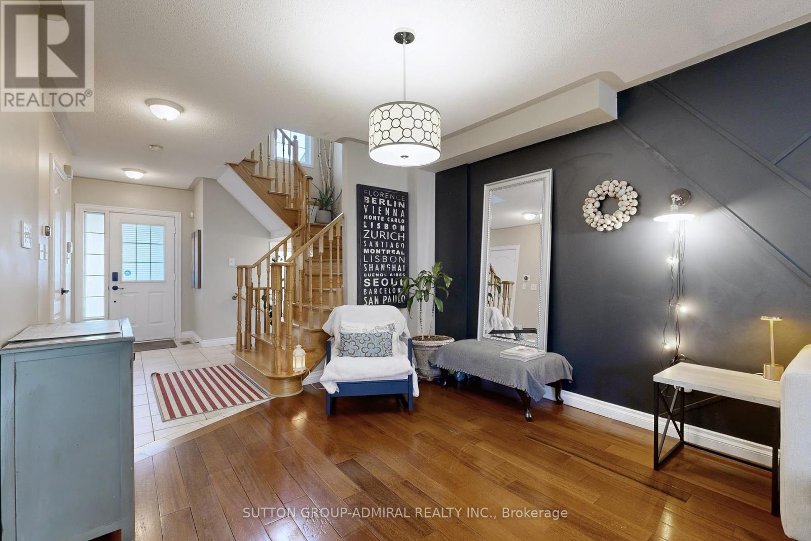 80 Walkview Crescent, Richmond Hill, Ontario  L4E 4H6 - Photo 6 - N13014956