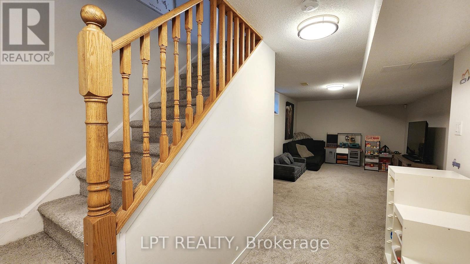 39 Raymond Crescent, Barrie, Ontario  L4N 0X6 - Photo 16 - S13014924