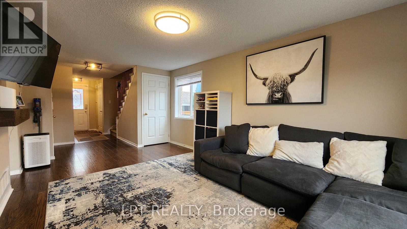 39 Raymond Crescent, Barrie, Ontario  L4N 0X6 - Photo 6 - S13014924