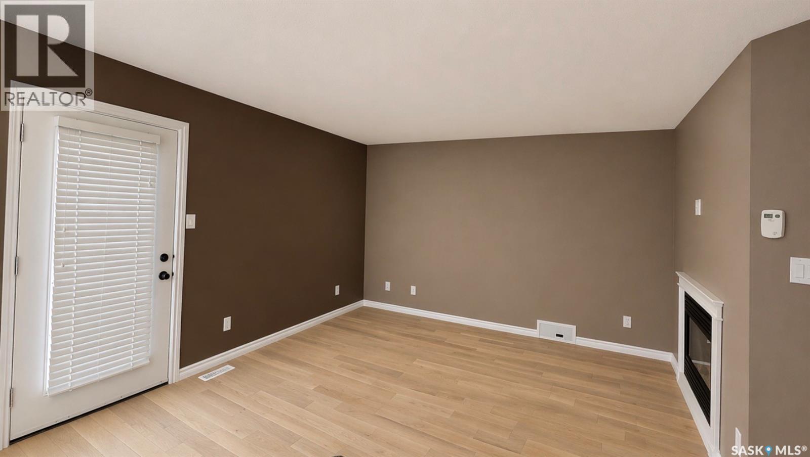 D2 33 Wood Lily Drive, Moose Jaw, Saskatchewan  S6J 1B4 - Photo 11 - SK033120