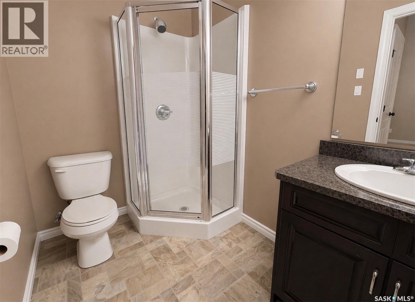 D2 33 Wood Lily Drive, Moose Jaw, Saskatchewan  S6J 1B4 - Photo 32 - SK033120