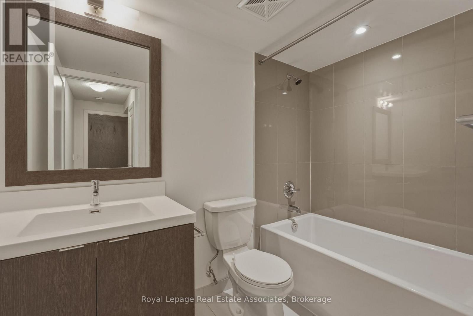 2806 - 7 Mabelle Avenue, Toronto, Ontario  M5T 0C9 - Photo 17 - W13014916