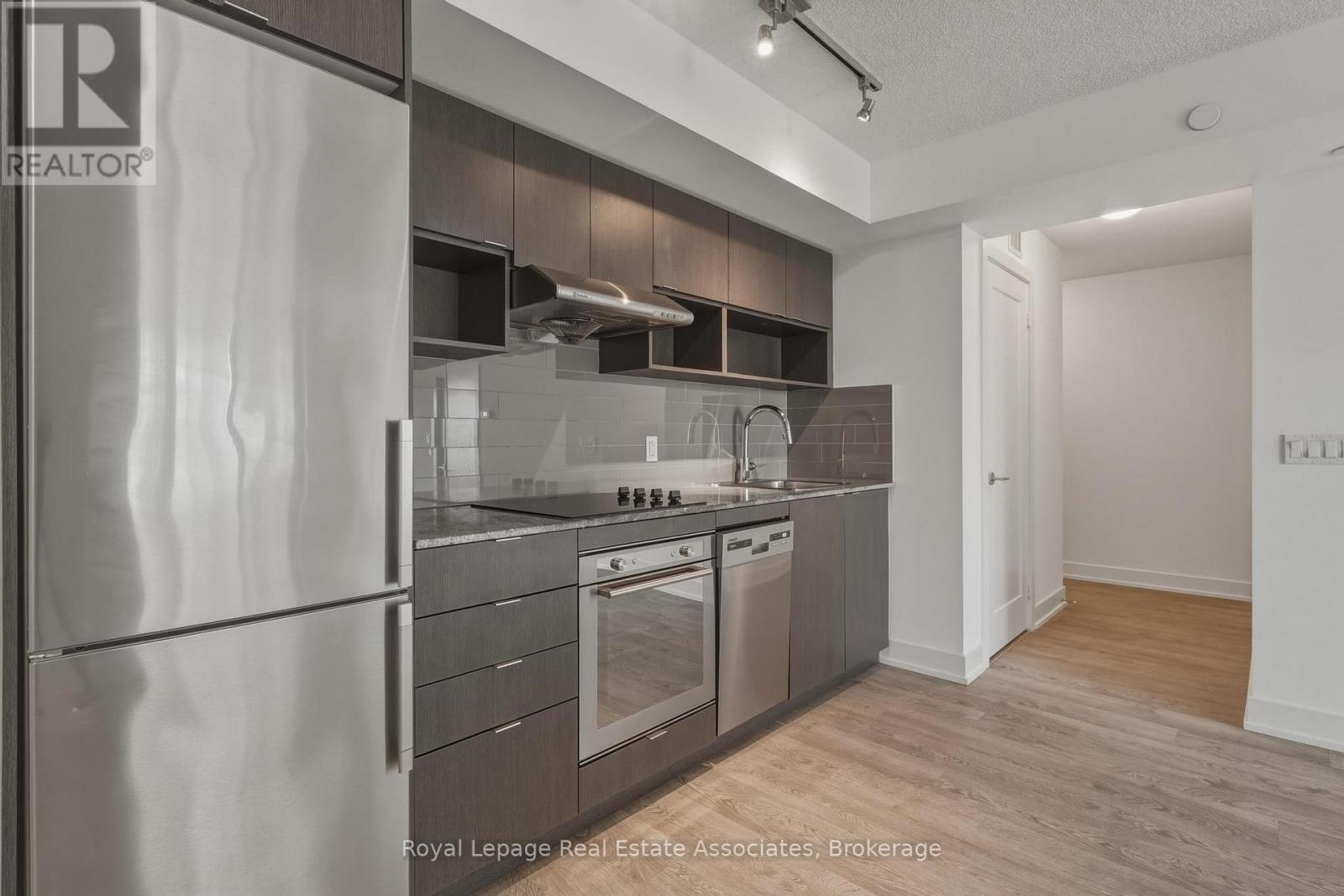 2806 - 7 Mabelle Avenue, Toronto, Ontario  M5T 0C9 - Photo 5 - W13014916