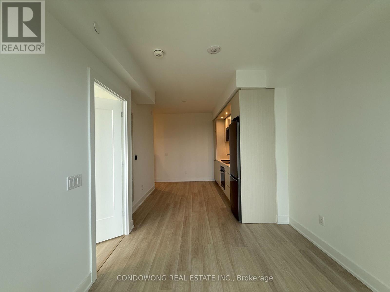 1910 - 60 Central Park Road Way, Toronto, Ontario  M9A 0E6 - Photo 4 - W13014930