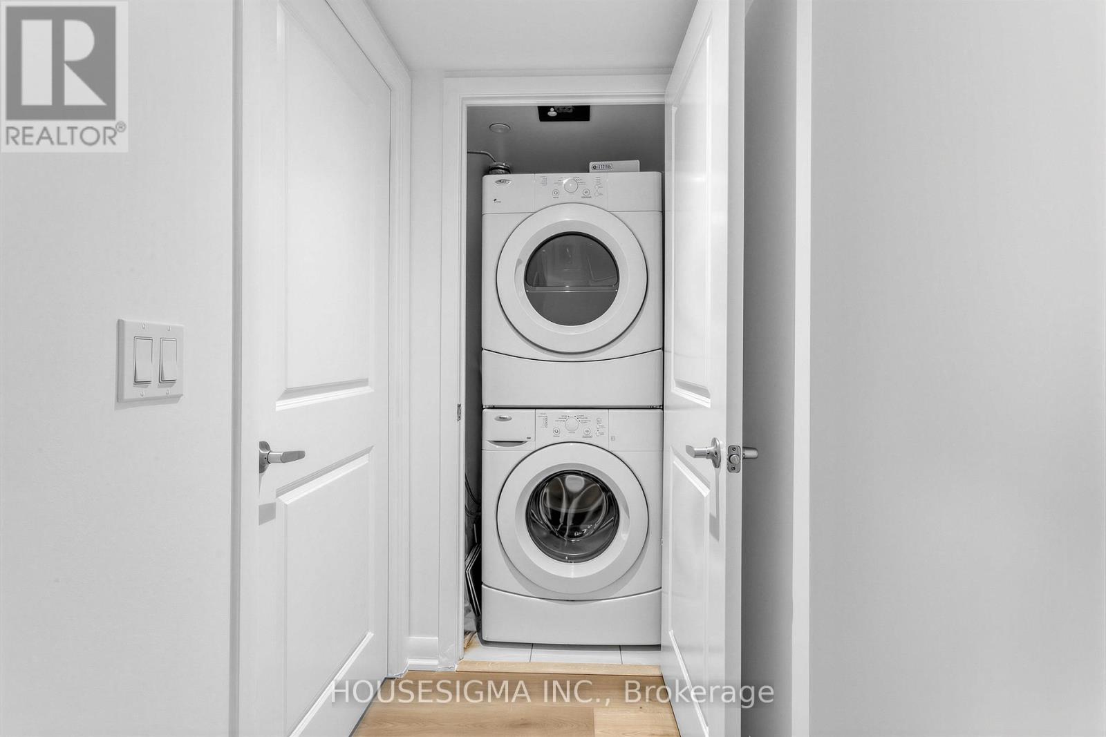 1106 - 215 Sherway Gardens Road, Toronto, Ontario  M9C 0A5 - Photo 29 - W13014938