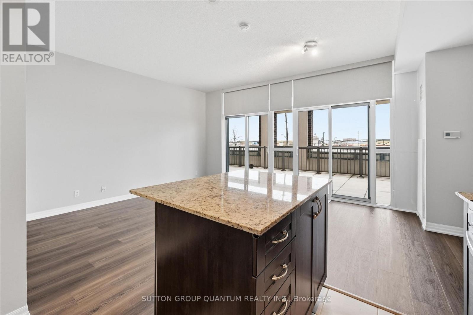 219 - 1940 Ironstone Drive, Burlington, Ontario  L7L 0E4 - Photo 11 - W13014980