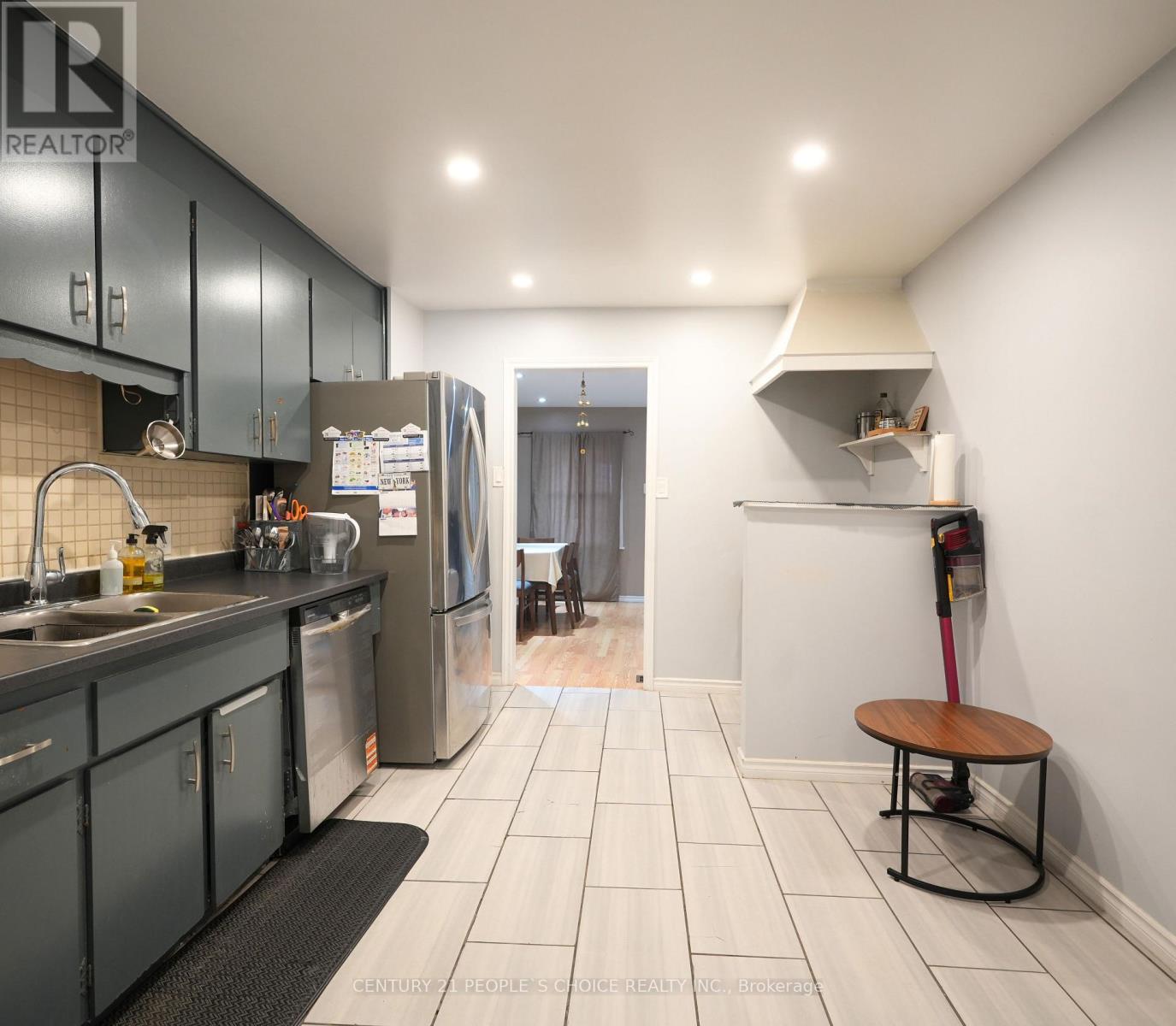 150 Spears Street, Toronto Street, Toronto, Ontario  M6N 3X7 - Photo 5 - W13014996