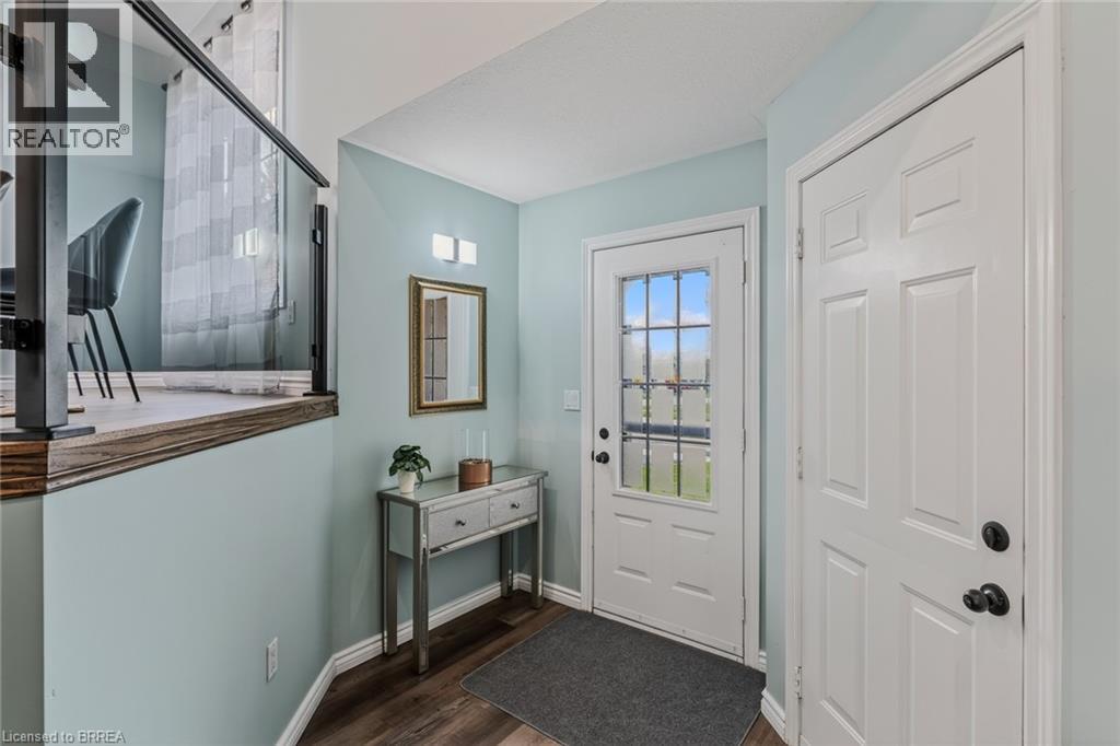 4 Dowden Avenue, Brantford, Ontario  N3T 6N5 - Photo 4 - 40821173