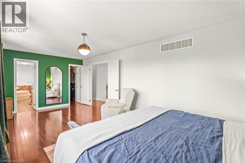 12 Buman Court, Barrie, Ontario  L4N 0L3 - Photo 19 - 40820754