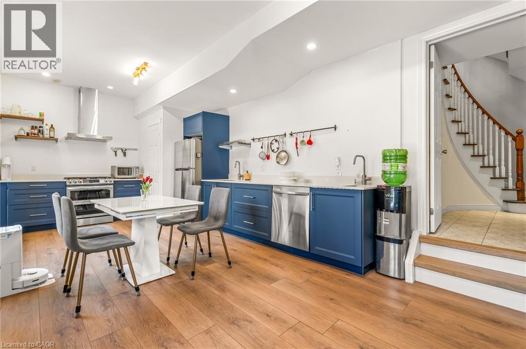 12 Buman Court, Barrie, Ontario  L4N 0L3 - Photo 32 - 40820754