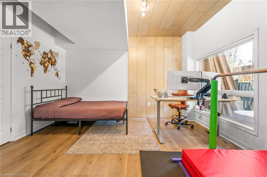 12 Buman Court, Barrie, Ontario  L4N 0L3 - Photo 36 - 40820754