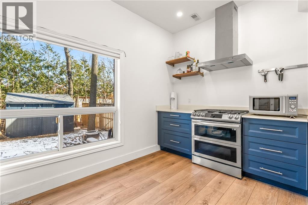 12 Buman Court, Barrie, Ontario  L4N 0L3 - Photo 34 - 40820754